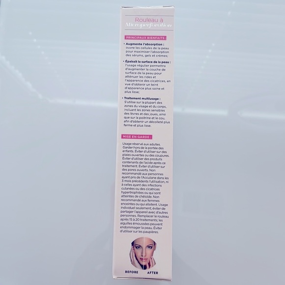 Danielle Creations Microneedling Roller Wand - Black - Picture 3 of 5